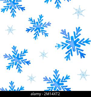 Nahtloses Wintermuster mit blauen, wasserfarbenen Schneeflocken Stock Vektor