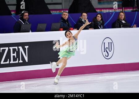 Turin, Italien. 8.. Dezember 2022. Turin, Dezember 8-11 2022, Italien Palavela.ISU GRAN PRIX DES EISKUNSTLAUF-FINALES 2022.Junior Woman Short Program.Silver Medal.Jia ShinKOR (Bild: © Tonello Abozzi/Pacific Press via ZUMA Press Wire) Stockfoto