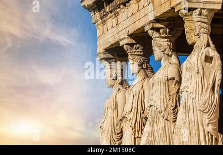 Veranda der Jungfrauen oder Kariatiden im Erechtheion-Tempel Stockfoto