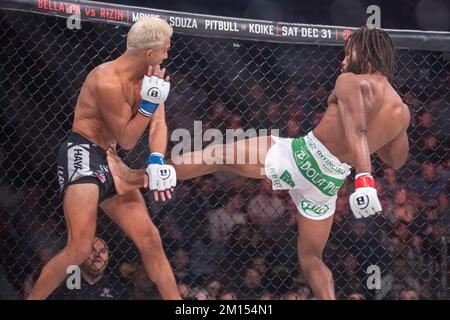 Uncasville, CT, Uncasville, CT, USA. 9.. Dezember 2022. Uncasville, CT - DEZEMBER 9: Raufeon Stots besiegt Danny Sabatello durch eine Split Decision (48-47 X2 45-50 X1), um der Interims-Bantamweight-Champion zu bleiben und am 9. Dezember 2022 in Uncasville, CT, USA, zum Grand Prix Final auf der Bellator 289 im Mohegan Sun Casino zu gelangen. (Kreditbild: © Matt Davies/PX Imagens über ZUMA Press Wire) Stockfoto