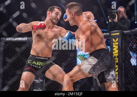 Uncasville, Ct, Usa. 09.. Dezember 2022. Mohegan Sun Casino Uncasville, CT - 9. DEZEMBER: Michael Lombardo gewinnt am 9. Dezember 2022 in Uncasville, CT, USA, über KO auf der Bellator 289 im Mohegan Sun Casino. (Foto: Matt Davies/PxImages) (Matt Davies/SPP) Kredit: SPP Sport Press Photo. Alamy Live News Stockfoto