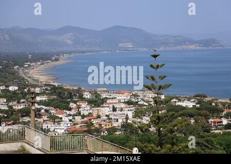 Panoramablick auf San Felice Circeo, Italien Stockfoto