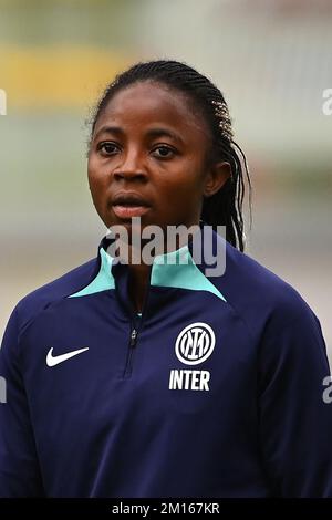 PALMA CAMPANIA, ITALIEN - DEZEMBER 10: Ajara Nchout von Internazionale während der Frauenserie Ein Spiel zwischen Pomigliano CF Women und FC Internazionale Women im Stadio Comunale am 10. Dezember 2022 in Palma Campania Italien. Foto: Nicola Ianuale Credit: Nicola Ianuale/Alamy Live News Stockfoto