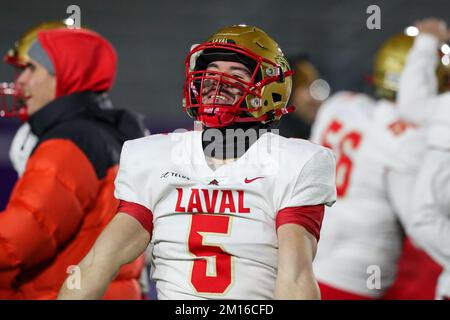 Okt. 31 2022, London, Ontario, Kanada. Laval Rouge oder besiege die Western Mustangs 27-20, um den Mitchell Bowl zu gewinnen. Maxime Saucier-Lafond(5) Luke Durda/ Stockfoto