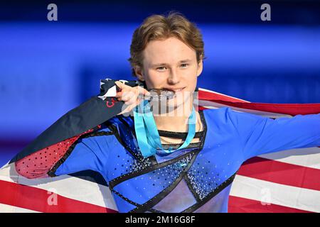 Senior Men Awards, Ilia MALININ (USA) dritter Platz während der Siegeszeremonie beim ISU Grand Prix of Figure Skating Final 2022 in Palavela am 10. Dezember 2022 in Torino, Italien. Kredit: Raniero Corbelletti/AFLO/Alamy Live News Stockfoto