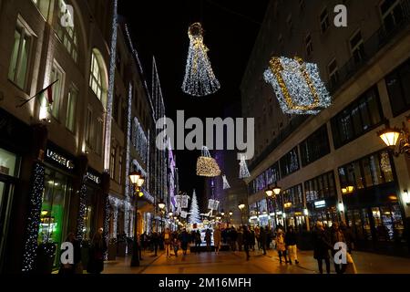 Fashion Street, Weihnachtslichter, Budapest, Ungarn, Magyarország, Europa Stockfoto