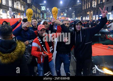 Mailand, Italien. 10.. Dezember 2022. Mailand - Stabbing fand in der Nähe des Corso Buenos Aires während der Feierlichkeiten der marokkanischen Fans für ihren Sieg bei der Weltmeisterschaft statt. Nur zur redaktionellen Nutzung. Kredit: Independent Photo Agency Srl/Alamy Live News Stockfoto