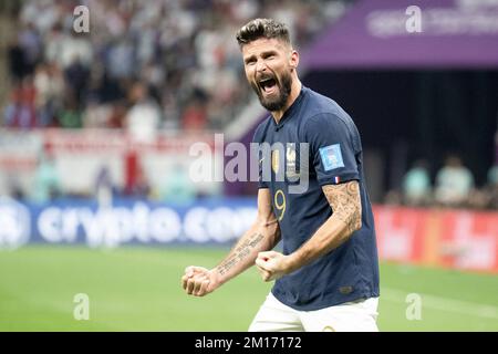 Doha, Katar. Am 10. Dezember 2022 feiert Olivier Giroud von Frankreich sein Tor beim FIFA-Weltmeisterschaftsspiel Katar 2022. Runde 8 zwischen England und Frankreich im Al Bayt Stadium am 10. Dezember 2022 in Doha, Katar. Foto: David Niviere/ABACAPRESS.COM Stockfoto