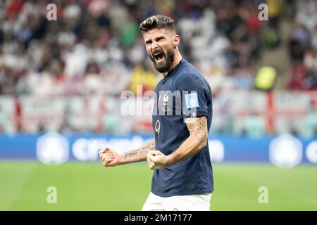 Doha, Katar. Am 10. Dezember 2022 feiert Olivier Giroud von Frankreich sein Tor beim FIFA-Weltmeisterschaftsspiel Katar 2022. Runde 8 zwischen England und Frankreich im Al Bayt Stadium am 10. Dezember 2022 in Doha, Katar. Foto: David Niviere/ABACAPRESS.COM Stockfoto