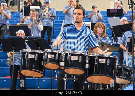 10. DEZEMBER 2022: Ein Mitglied der Saint Louis Pep Band spielt in einem regulären Saisonspiel die Trommeln, bei dem die Boise State Broncos das St. Louis Billikens. In der Chaifetz Arena in St. Louis, MO Richard Ulreich/CSM Kredit: CAL Sport Media/Alamy Live News Stockfoto