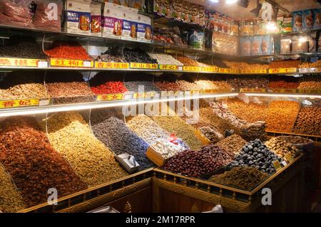 Getrocknete Früchte auf dem Urumqi International Bazaar Stockfoto