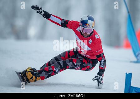 Winterberg, Deutschland. 10.. Dezember 2022. Snowboard, Weltmeisterschaft, Qualifikation, Individuell, Parallel Slalom, Männer. Benjamin Karl (Osterreich) in Aktion. Kredit: Marius Becker/dpa/Alamy Live News Stockfoto