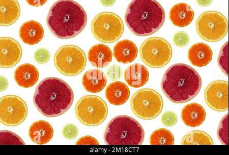 Hintergrund mit Zitrusscheiben (Zitrone, Mandarine, Orange und Grapefruit). Zitruskonzepte. Abstraktes Hintergrundbild. Stockfoto