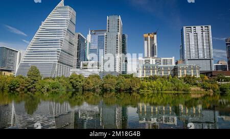 Gebäude von Block 185 und Northshore Apartments in Austin - AUSTIN, USA - 31. OKTOBER 2022 Stockfoto