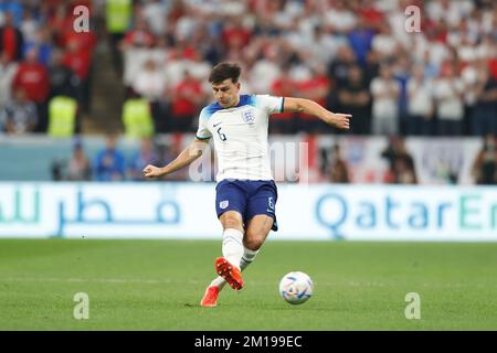 Al-Khor, Katar. 10.. Dezember 2022. Harry Maguire (eng) Fußball : FIFA Weltmeisterschaft Katar 2022. Viertelfinalspiel England 1-2 Frankreich im Al Bayt Stadion in Al Khor, Katar . Kredit: Mutsu Kawamori/AFLO/Alamy Live News Stockfoto