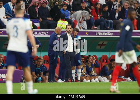 Al-Khor, Katar. 10.. Dezember 2022. Gareth Southgate (eng) Fußball : FIFA Weltmeisterschaft Katar 2022 Viertelfinalspiel zwischen England 1-2 Frankreich im Al Bayt Stadion in Al Khor, Katar . Kredit: Mutsu Kawamori/AFLO/Alamy Live News Stockfoto