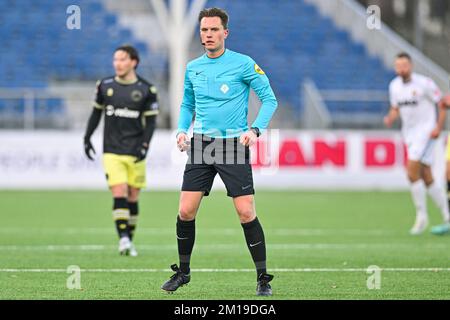 Niederlande. 11.. Dezember 2022. IJMUIDEN, NIEDERLANDE - DEZEMBER 11: Schiedsrichter Robin Gansner während des niederländischen Keukenkampioendivisie-Spiels zwischen Telstar und dem FC Den Bosch im Telstar Stadion am 11. Dezember 2022 in Ijmuiden, Niederlande (Foto von Kees Kuijt/Orange Pictures). Kredit: Orange Pics BV/Alamy Live News Stockfoto