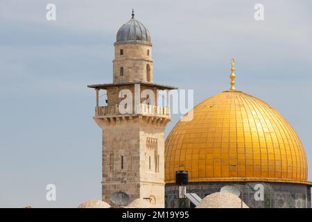 Der Felsendom auf dem Tempelberg in der Altstadt von Jerusalem. Qubbat Al-Sakhra. Stockfoto