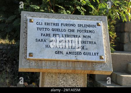 Plakette auf dem italienischen Friedhof Keren in Eritrea Stockfoto