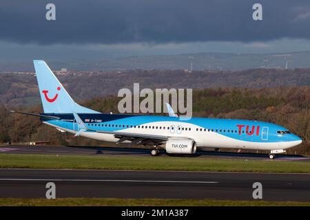 G-TAWO Boeing 737 8K5 TUI Airways Bristol Flughafen UK10/12/2022 Stockfoto