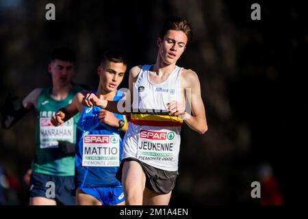 Der belgische Simon Jeukenne spielte am Sonntag, den 11. Dezember 2022 in Piemont, Italien, während des Herrenrenrenrenrenrenrenrenrenns U20 bei den European Cross Country Championships in Aktion. BELGA FOTO JASPER JACOBS Stockfoto