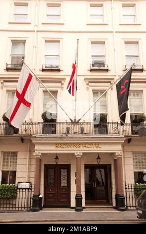 Brown's Hotel, Albemarle Street, Mayfair, London, Großbritannien - eines der ältesten und renommiertesten Hotels Londons, gegründet 1837. Stockfoto