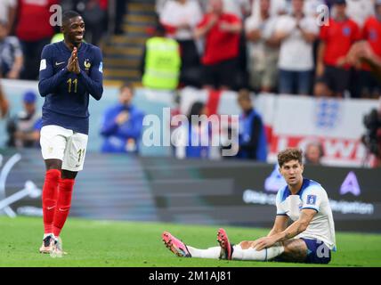 AL KHOR, KATAR - 10. DEZEMBER: FIFA-Weltmeisterschaft Katar 2022. Viertelfinalspiel zwischen England und Frankreich am 10. Dezember 2022 im Al Bayt Stadium in Al Khor, Katar. England – Frankreich 1:2 Fussball WM 2022 bei der FIFA Fußball-Weltmeisterschaft Katar 2022 © diebilderwelt / Alamy Stock Stockfoto