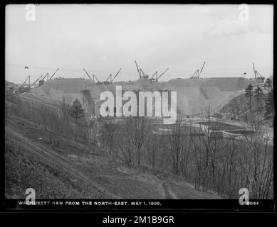 Wachusett Dam, aus Nordosten, Clinton, Mass., Mai 1, 1905 , Wasserwerke, Dämme, Baustellen Stockfoto