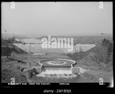 Wachusett Dam, vom Viadukt, Clinton, Mass., April 8, 1904 , Wasserwerke, Dämme, Baustellen Stockfoto