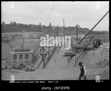 Wachusett Dam, from the West, Clinton, Mass., 1. September, 1904 , Wasserwerke, Dämme, Baustellen Stockfoto