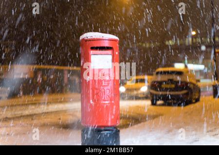 London UK 11 . Dezember 2022 . Wetter in Großbritannien. der arktische Frost bringt Schneefälle in greenwich, Südost-London, England, mit sich. Kredit: Glosszoom/Alamy Live News Stockfoto