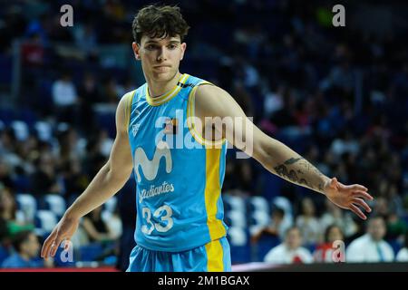 Madrid, Spanien. 11.. Dezember 2022. Spieler Ruben Dominguez von Movistar Estudiantes, gesehen während der Spanischen Liga, Liga LEB Oro, Basketballspiel zwischen Movistar Estudiantes und TAU Castello im Wizink Center Pavillon. Endpunktzahlen; Movistar Estudiantes 77-52 TAU Castello Credit: SOPA Images Limited/Alamy Live News Stockfoto