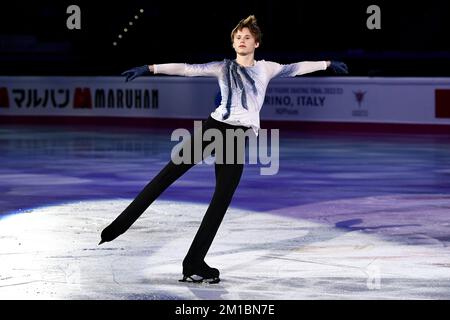 Turin, Italien. 11.. Dezember 2022. Ilia Malinin aus den USA tritt am vierten Tag des ISU Grand Prix of Figure Skating Final auf der Gala-Ausstellung auf. Kredit: Nicolò Campo/Alamy Live News Stockfoto