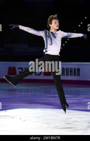 Turin, Italien. 11.. Dezember 2022. Ilia Malinin aus den USA tritt am vierten Tag des ISU Grand Prix of Figure Skating Final auf der Gala-Ausstellung auf. Kredit: Nicolò Campo/Alamy Live News Stockfoto