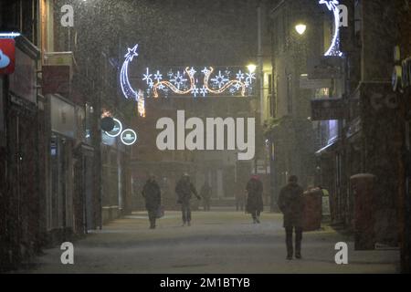 Hertford, Großbritannien. 11.. Dezember 2022 Starker Schneefall in Hertford, Großbritannien. Andrew Steven Graham/Alamy Live News Stockfoto