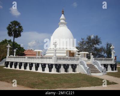 Der Dambakola Patuna ist ein alter Hafen im Norden von Jaffna mit einer langen Geschichte, die bis in die ersten Tage des Buddhismus in Sri Lanka zurückreicht. Stockfoto