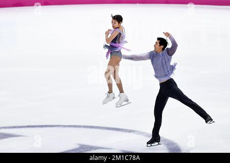 Turin, Italien. 9.. Dezember 2022. Turin, Dezember 8-11 2022, Italien Palavela.ISU GRAN PRIX DES EISKUNSTLAUF-FINALES 2022. In Aktion bei Paaren Freilauf.Riku Miura/Ryuichi Kihara JPN.Goldmedaille (Bild: © Tonello Abozzi/Pacific Press via ZUMA Press Wire) Stockfoto