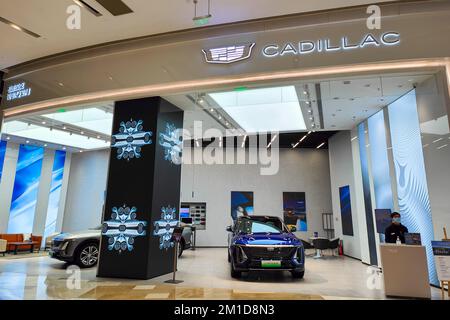 SHANGHAI, CHINA - 12. DEZEMBER 2022 - The Cadillac Pure Electric IQ Space in Shanghai, China, 12. Dezember 2022. Stockfoto