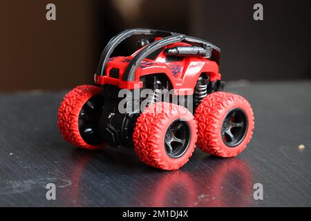 Kinderspielzeug 4wheel für Jungen Stockfoto