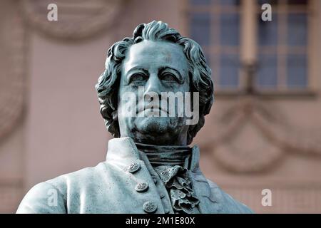 Johann Wolfgang von Goethe, Porträt, Doppelstatue Goethe-Schiller, Bildhauer Ernst Rietschel, Weimar, Thüringen, Deutschland, Europa Stockfoto