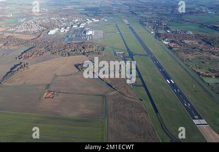 Luftaufnahme des inzwischen geschlossenen Doncaster Sheffield Airport, aufgenommen im Dezember 2022 Stockfoto