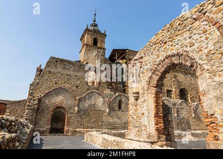 Carracedo, Spanien. Das Kloster Santa Maria de Carracedo, eine alte Ruine in der Region El Bierzo in der Nähe von Carracedelo Stockfoto