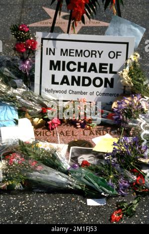 Michael Landon wurde am Tag seines Todes am 1. Juli 1991 auf dem Hollywood Walk of Fame geehrt. Kredit: Ralph Dominguez/MediaPunch Stockfoto