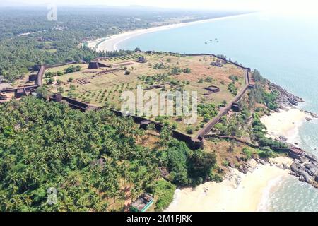 Luftaufnahme von Bekal Fort und Strand in Kasaragod, Kerala, Indien Stockfoto