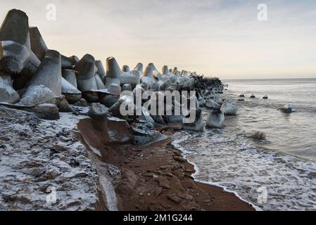 Blick auf den Wellenbrecher in Liepāja. Stockfoto