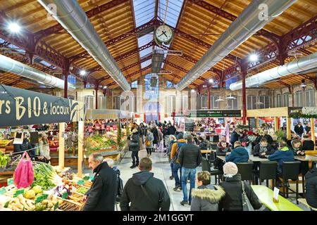 Covered Market of Colmar (Le Marché Couvert de Colmar) Colmar, Frankreich - Dezember 2022 Stockfoto