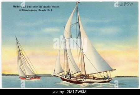 Unter voller Segeltörn über sonniges Wasser am Manasquan Beach, N. J. , Seas, Boats, Tichnor Brothers Collection, Postkarten der Vereinigten Staaten Stockfoto