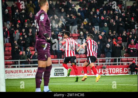 Sunderland AFC Forward Amad Diallo (16) feiert die Eröffnung der EFL-Meisterschaft gegen West Bromwich Albion. Stockfoto