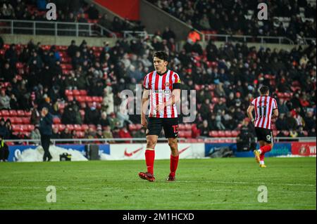 Sunderland AFC-Verteidiger Luke O'Nien in Aktion gegen West Bromwich Albion bei der EFL-Meisterschaft. Stockfoto