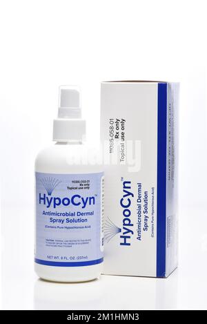 IRVINE, KALIFORNIEN - 12. DEZ. 2022: HypoCyn Antimicrobial Dermal Spray Solution. Stockfoto